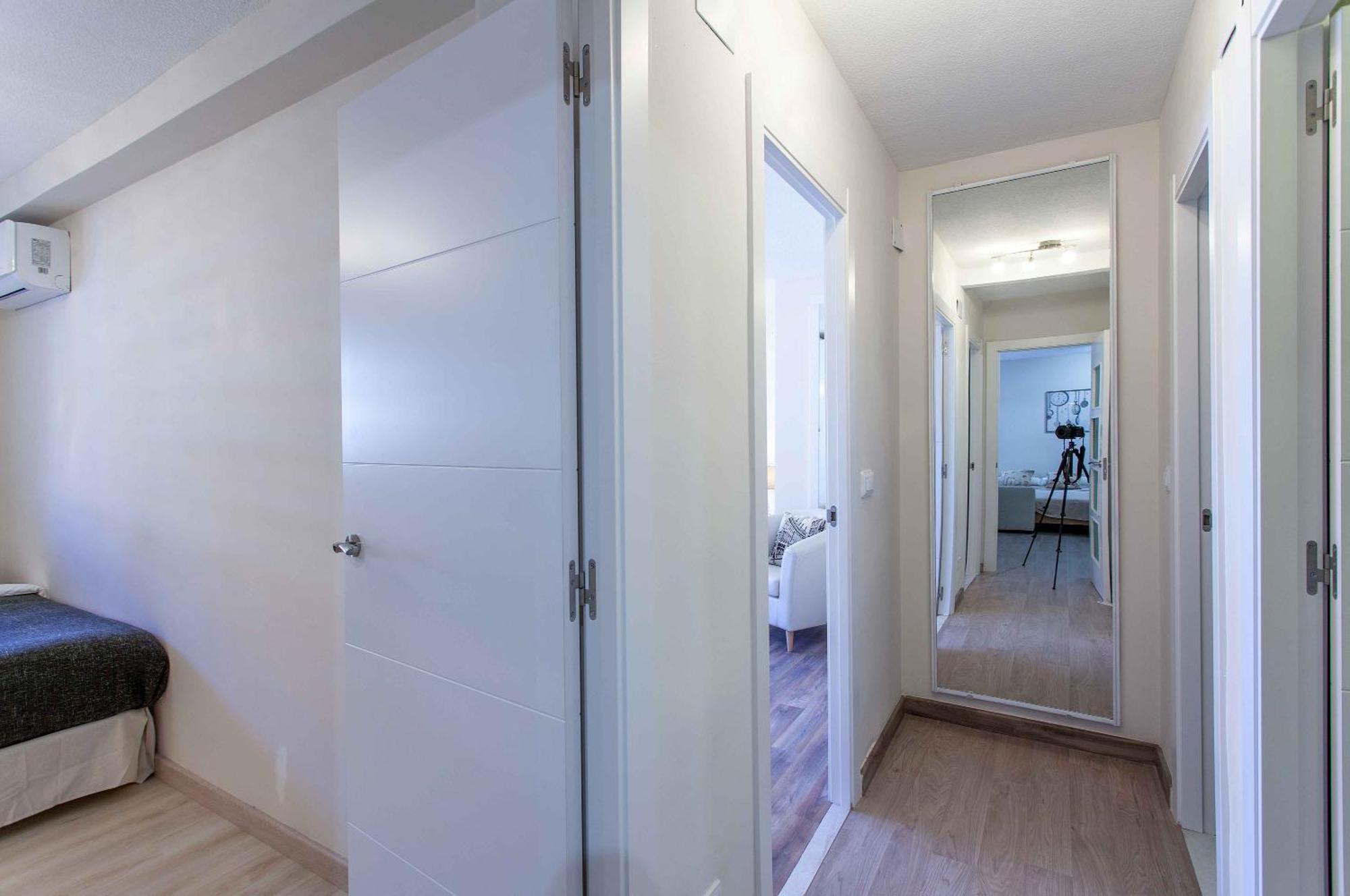 Apartment Malvarrosa Beach Cavite Valencia Exteriör bild
