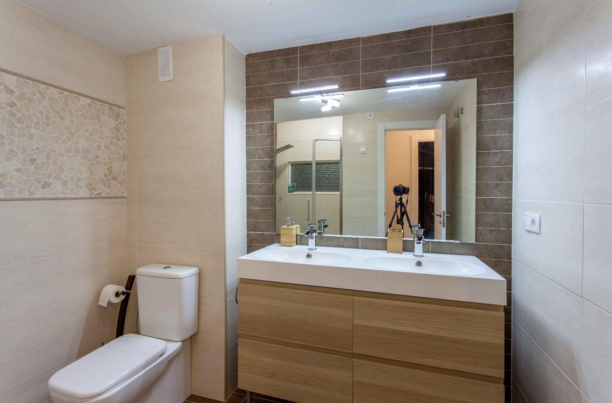 Apartment Malvarrosa Beach Cavite Valencia Exteriör bild
